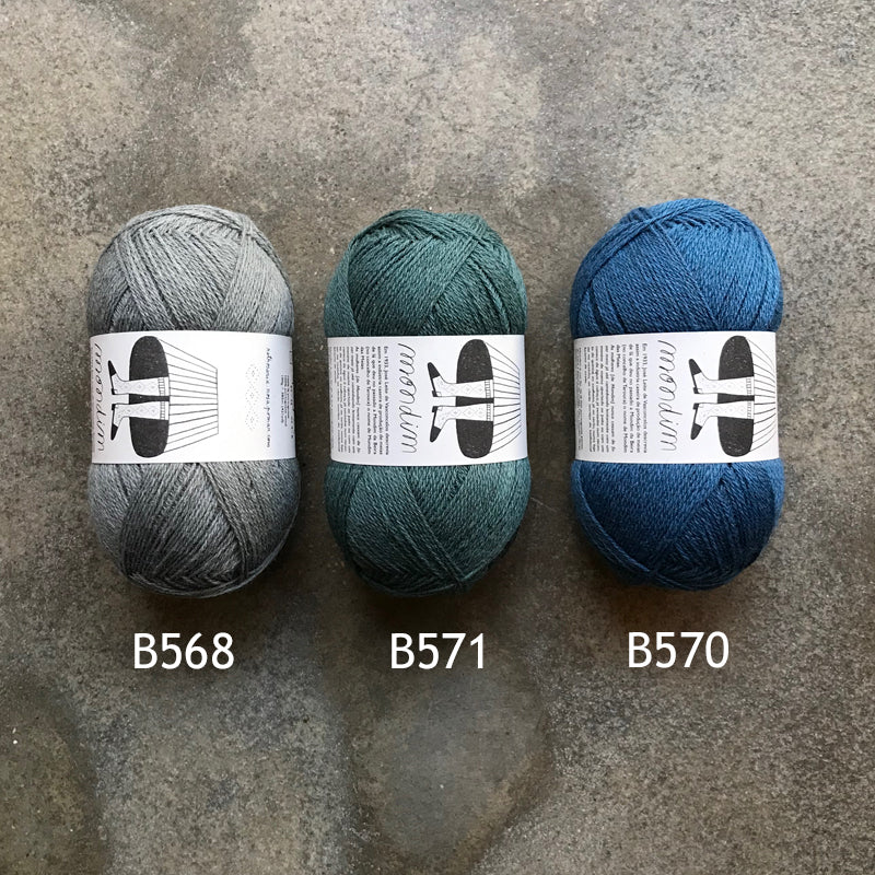 Lana Mondim de Rosa Pomar en colores B568, B571, B570
