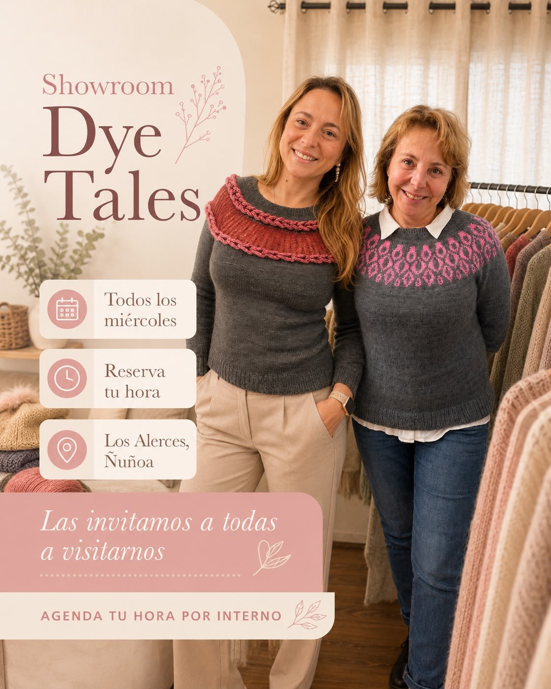 Sofi y su mamá con suéteres tejidos en el showroom de Dye Tales en Ñuñoa